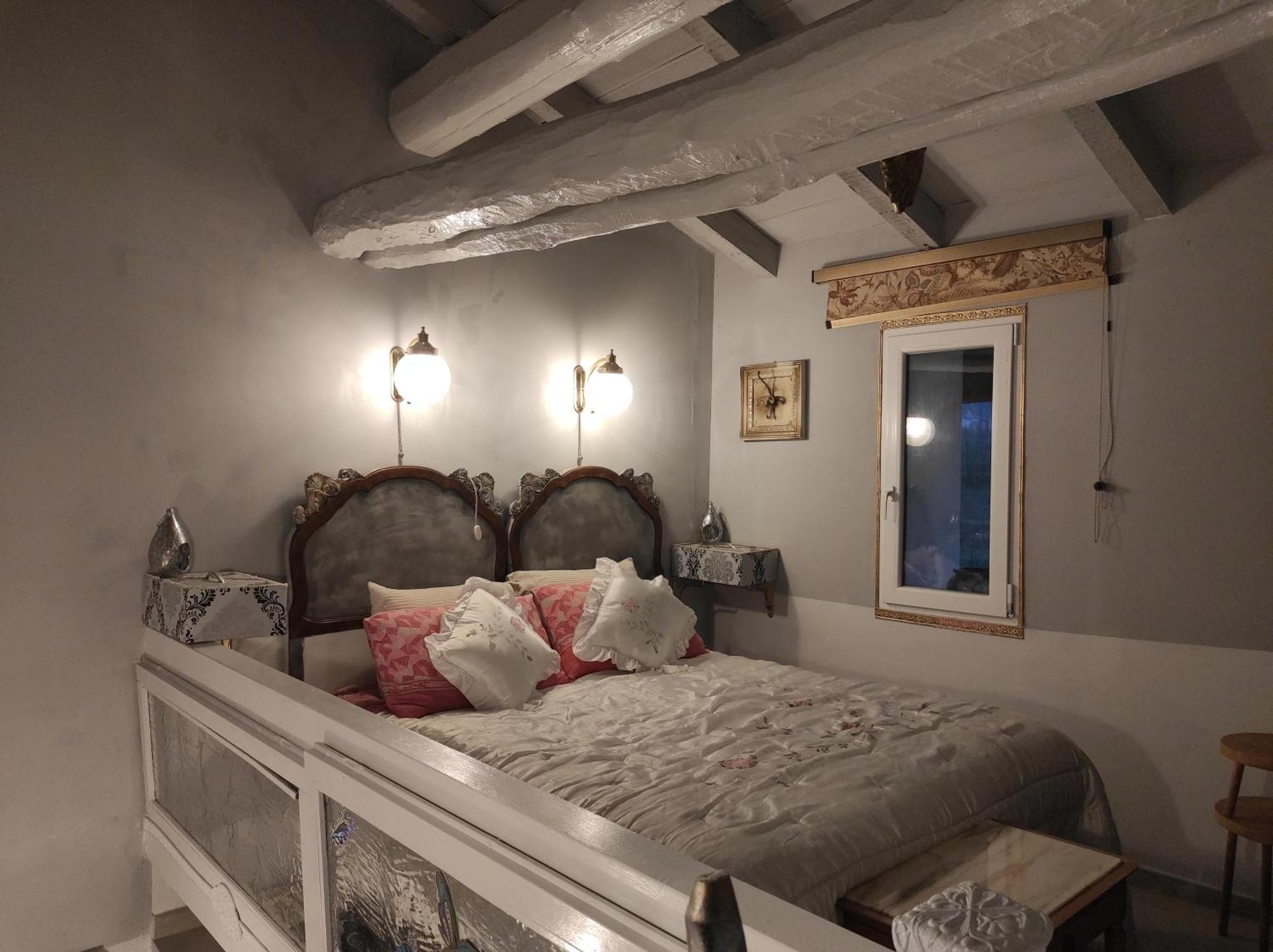 Bed and Breakfast La Baia Dei Lupi à Rezzano Extérieur photo